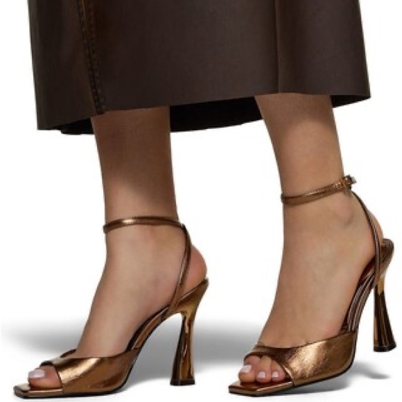 ALDO Women's Gold Sandals - Picture 6 of 11